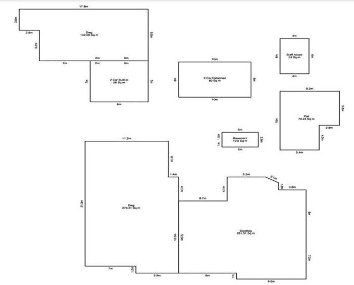 Brakwater Farm For Sale: Multiple dwellings, borehole, swimming pool, and garages.