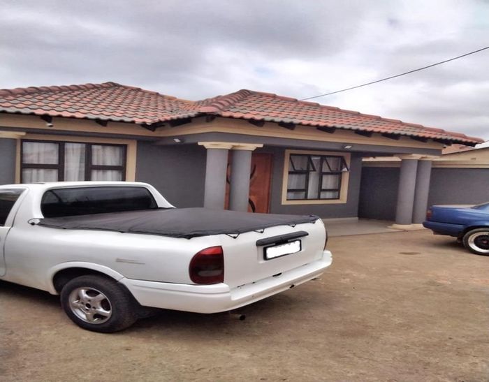 Property #2228707, House for sale in Daveyton Ext 2