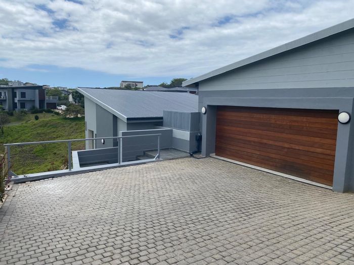 Property #2441778, House Rental Monthly in Palm Lakes Estates