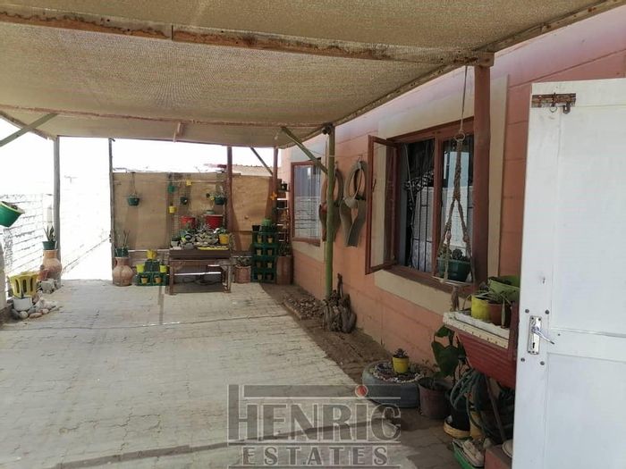 For Sale: House in Mondesa with spacious layout and private garden.