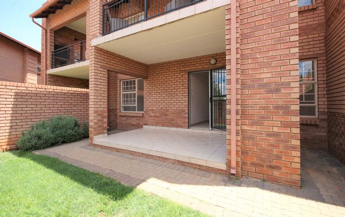 Hazeldean Apartment To Rent: 2 beds, private garden, pet-friendly, secure amenities.