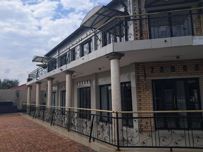 Mixed Use Property For Sale in Benoni Central: Retail Spaces, High Foot Traffic, Ample Parking.
