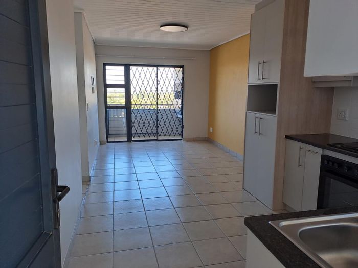Property #2216928, Apartment rental monthly in Langeberg Heights