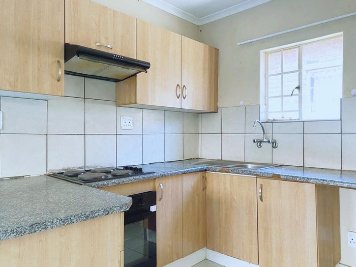 Property #2369517, Apartment For Sale in Kempton Park AH