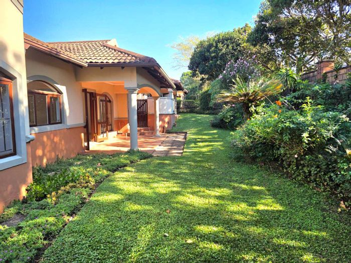 For Sale: Townhouse in Le Domaine with clubhouse, pool, and secure living.
