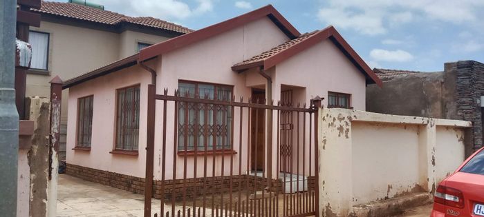 Property #2209278, House for sale in Soshanguve East