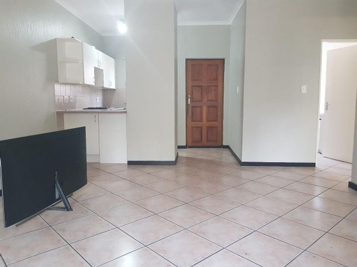 Property #2172158, Apartment rental monthly in Wilgeheuwel