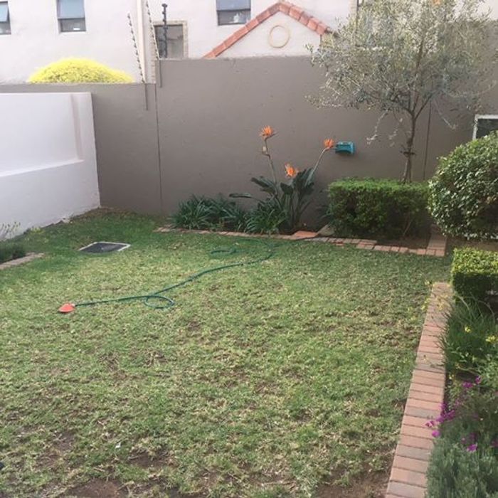 Property #2088283, Apartment rental monthly in Douglasdale