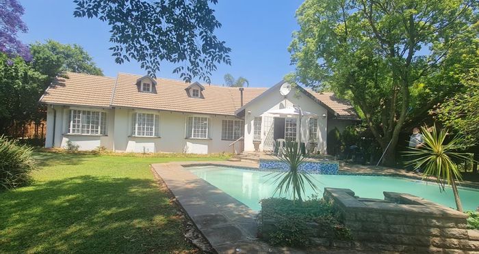 Property #2427958, House For Sale in Monument Park Ext 8