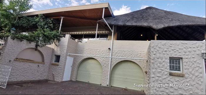 Eros House To Rent: 4 Bedrooms, pool, garage, pet-friendly yard, N$30,000/month.