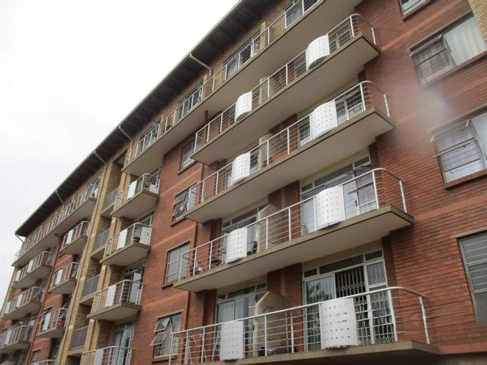 Property #1061234, Apartment rental monthly in Hatfield