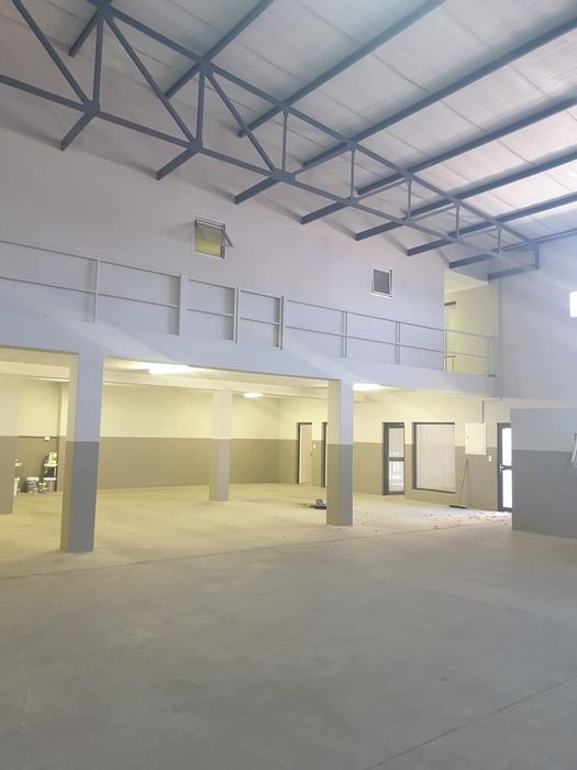 Mixed Use Property To Rent in Prosperita: Warehouse, Office Space, Security Features.
