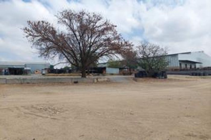 Property #2188427, Industrial for sale in Mostyn Park