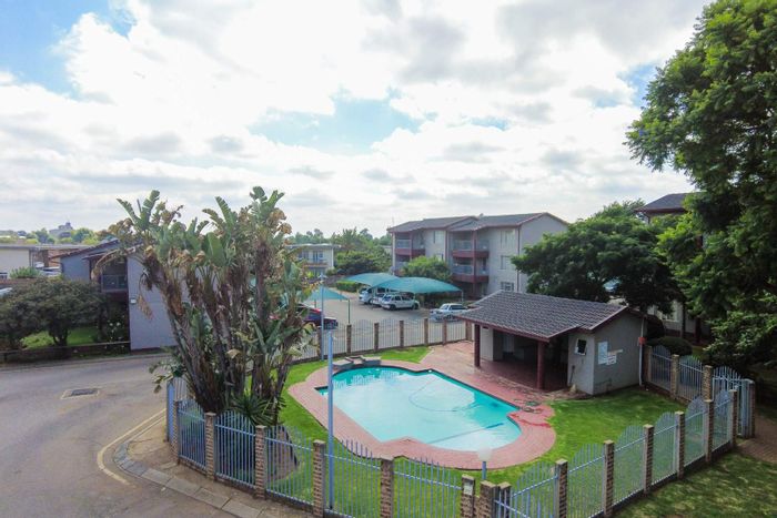 Property #2207901, Townhouse for sale in Benoni Central