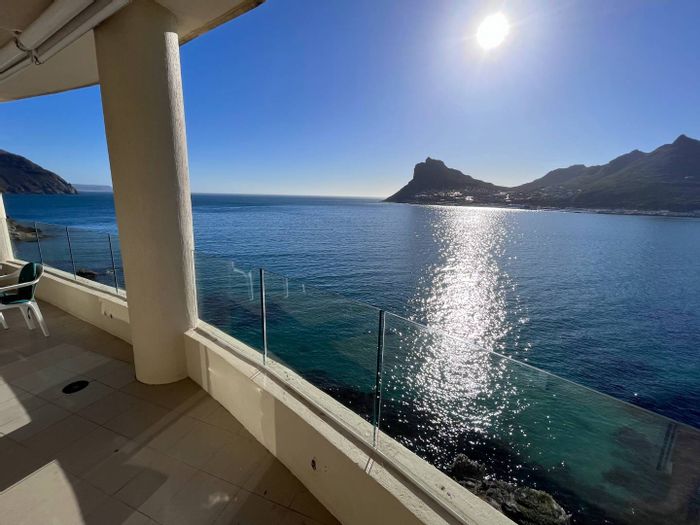 Property #2139958, Apartment for sale in Hout Bay Beachfront