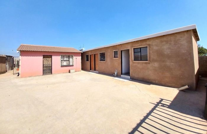 Property #2184341, House for sale in Soshanguve Aa