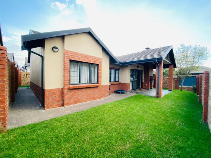 Spacious Equestria Townhouse for Sale: 3 Beds, Pool, Braai Area & More!