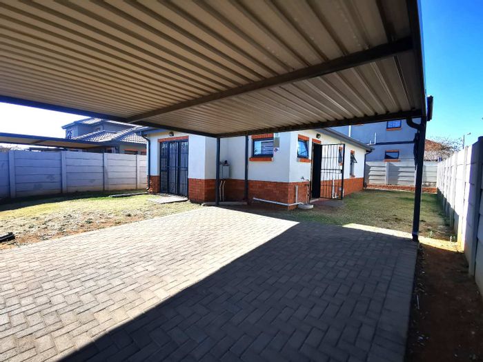 3-Bedroom House For Sale in Leopard's Rest Security Estate with 24-hour security.