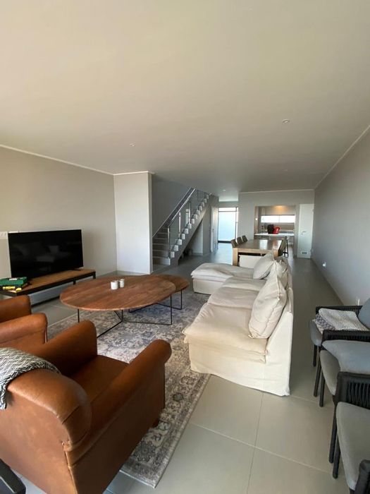 Property #2166556, Apartment for sale in Waterfront
