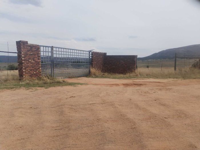 For Sale: 150-hectare farm in Bronkhorstspruit Central, ideal for events and retreats.