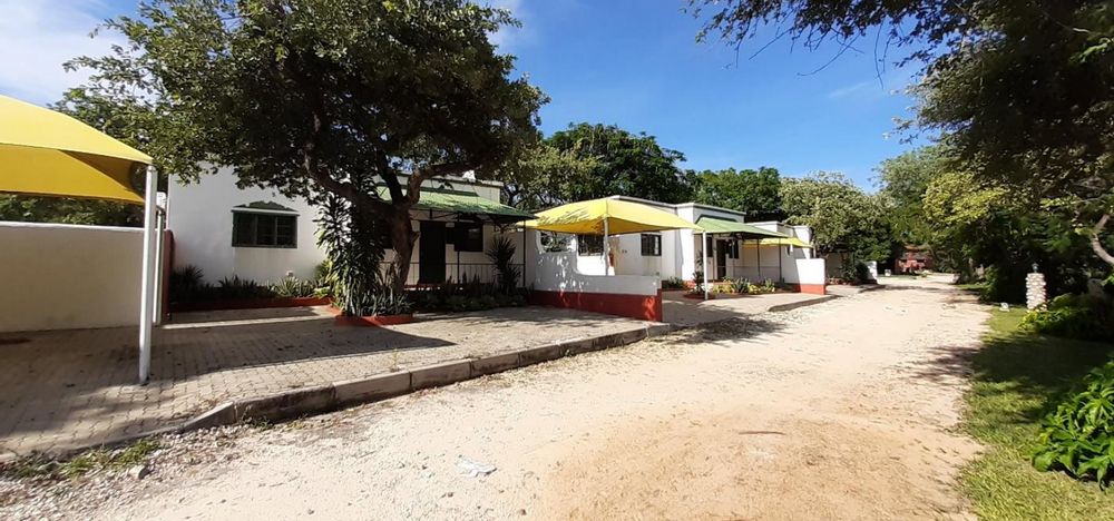 Rooms with their own parking space and shade net