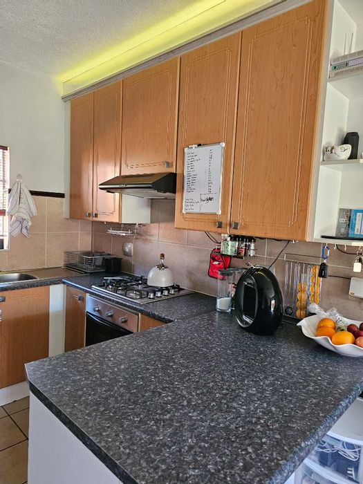 Property #2184695, Apartment for sale in Mooikloof Ridge
