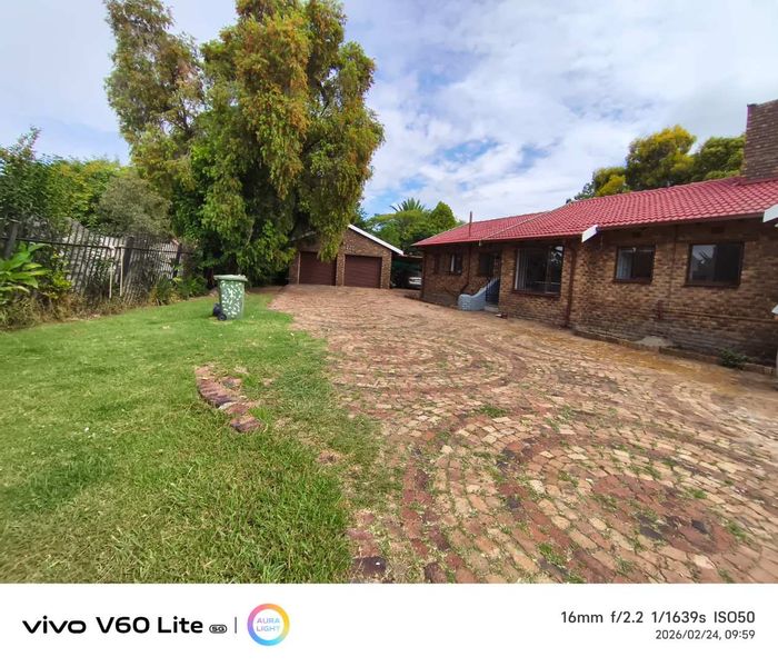 For Sale: 4-Bedroom House in Brackenhurst with Pool, Double Garage, and Security.