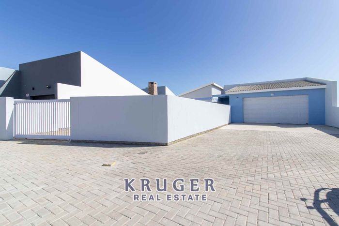Property #2055401, House for sale in Extension 14