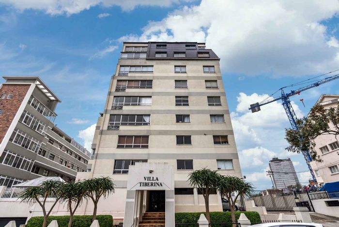 Property #2156725, Apartment for sale in Sea Point