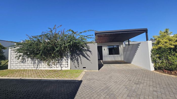 To Rent: Townhouse in Elaleni Coastal Forest Estate with garden, clubhouse, and beach access.