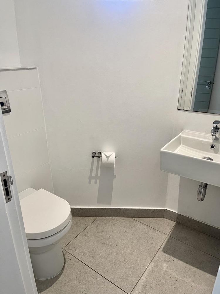 Guest Toilet