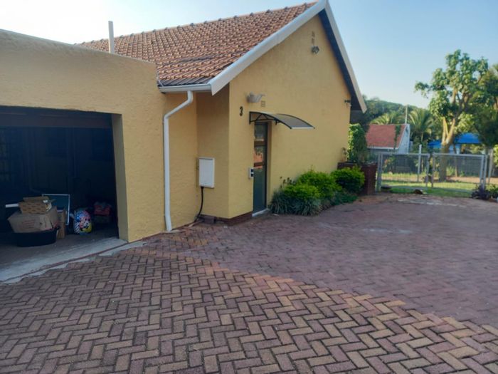 Property #2204772, House rental monthly in Cresta
