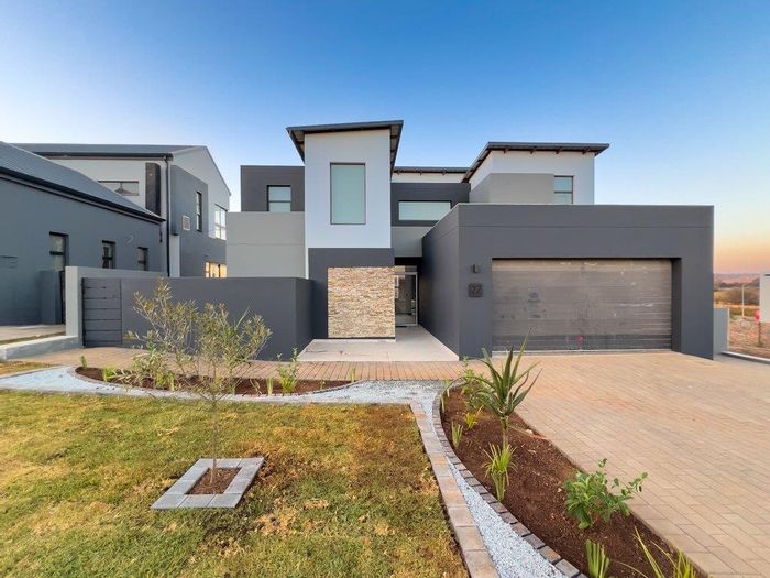 Property #2396078, House For Sale in Fountainbrook Estate