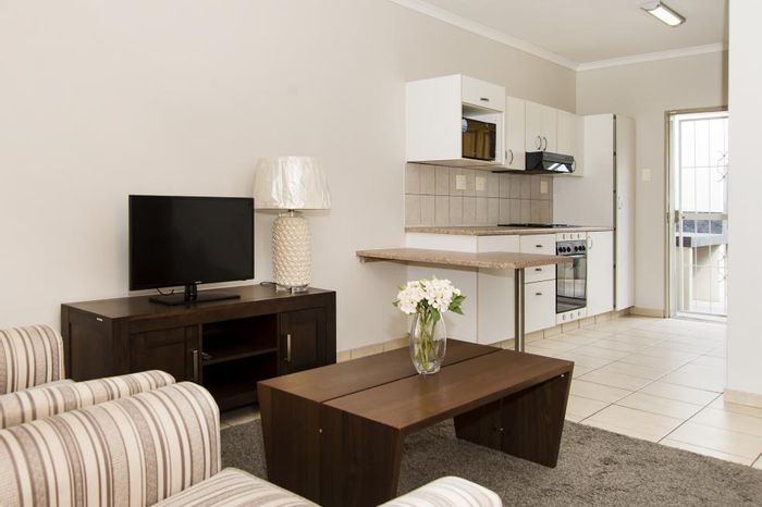 Property #2393130, Townhouse For Sale in Pioniers Park