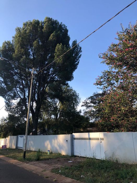 Property #2143543, Vacant Land Residential for sale in Clubview