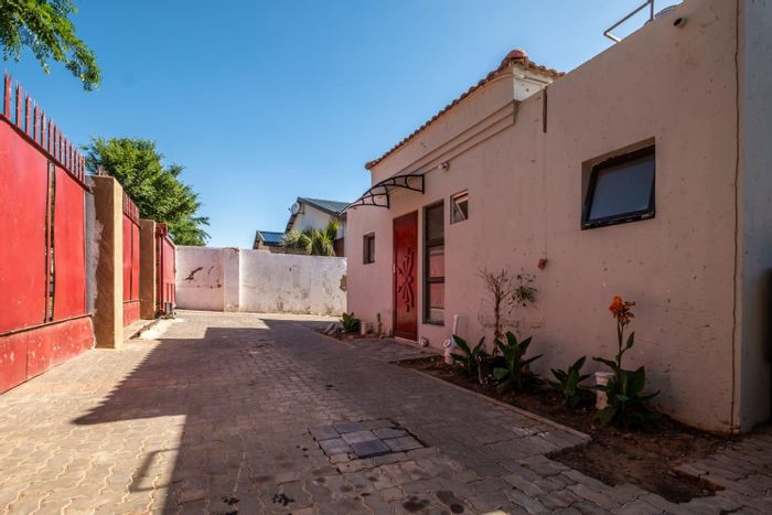 Rosettenville House For Sale: 11 Fully Rented Studios, R31,000 Monthly Income, Prime Location