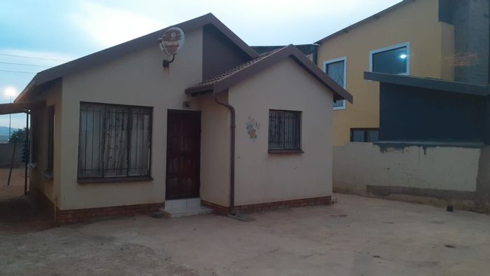 Property #2151898, House rental monthly in Soshanguve