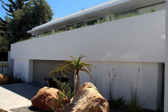 Property #2263053, House rental daily in Camps Bay