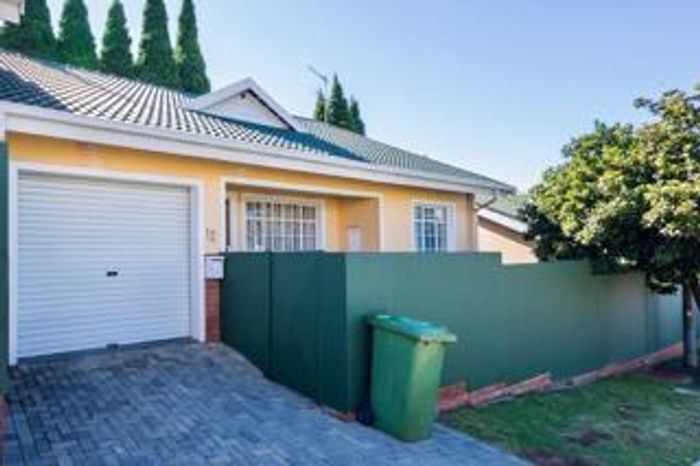 Property #2169187, Townhouse for sale in Alberton