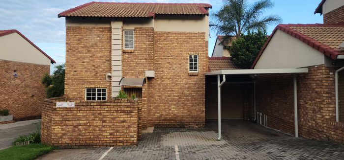 Property #2345713, Townhouse Sold in Celtisdal