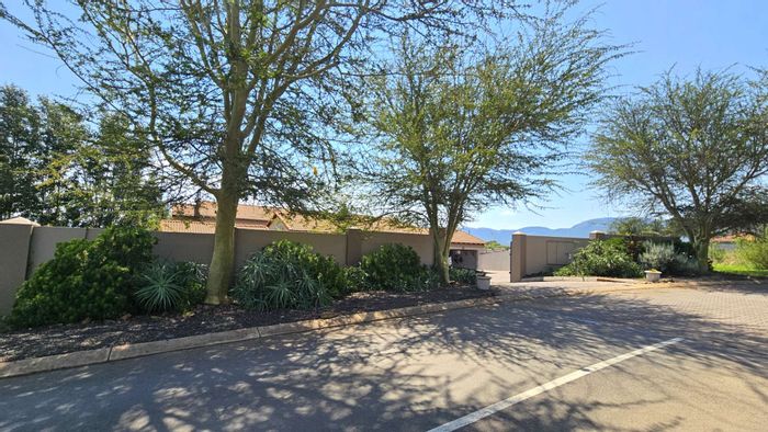 3-Bedroom Apartment To Rent at Xanadu Eco Park with garage and security.