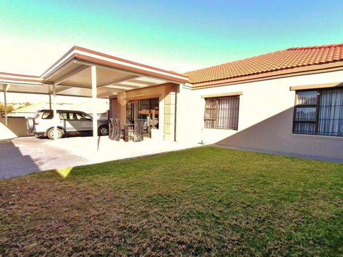 Property #2149706, House for sale in Kyalami Hills