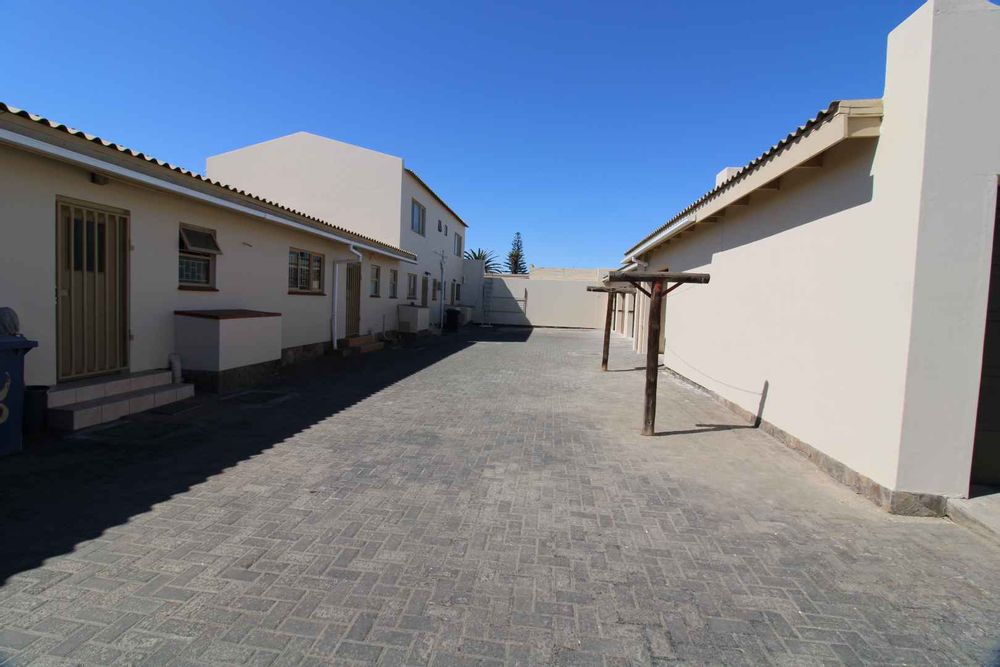 Driveway garage