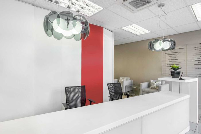 Office To Rent in Centurion Central: Private office, common area, parking, virtual services.