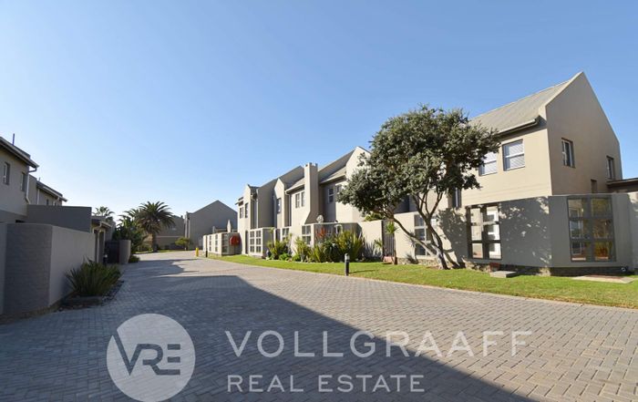 Property #2155108, Townhouse sold in Vogelstrand