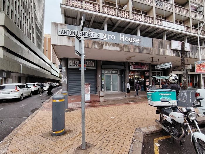 Retail Space To Rent in Durban Central: High Foot Traffic, Multiple Business Opportunities.