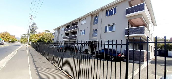 Property #2248557, Apartment for sale in Wynberg Upper