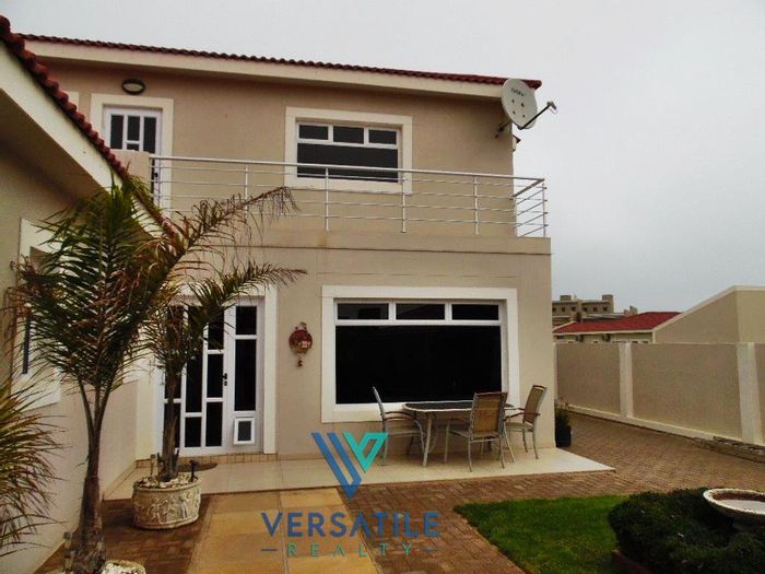 Dolphin Beach Property property and houses for sale in Dolphin Beach