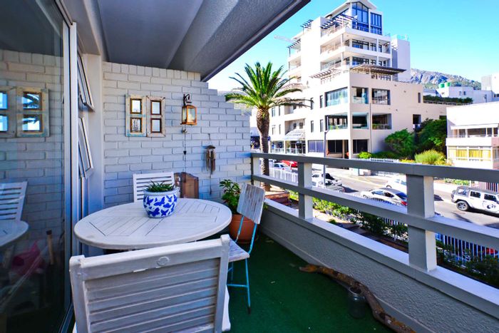 Property #2259419, Apartment rental monthly in Sea Point