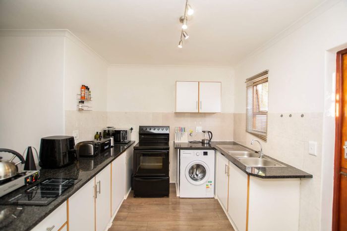Property #2177400, Townhouse Rental Monthly in La Colline